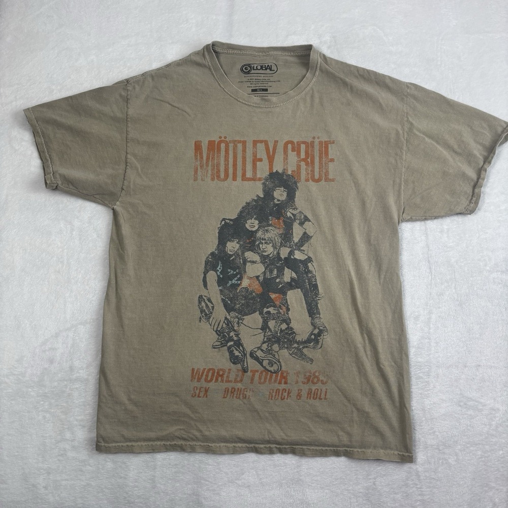 Motley Crue World Tour 1985 Beige Graphic Short‎ Sleeve Shirt Men's M/L